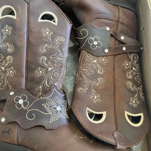 Girl cowboots
